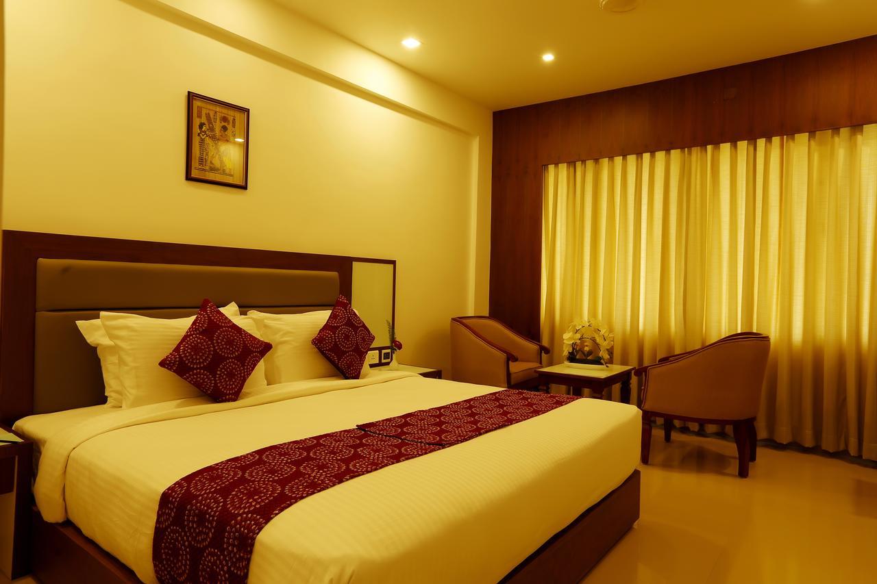 Hotel Arcadia Regency Alappuzha Εξωτερικό φωτογραφία